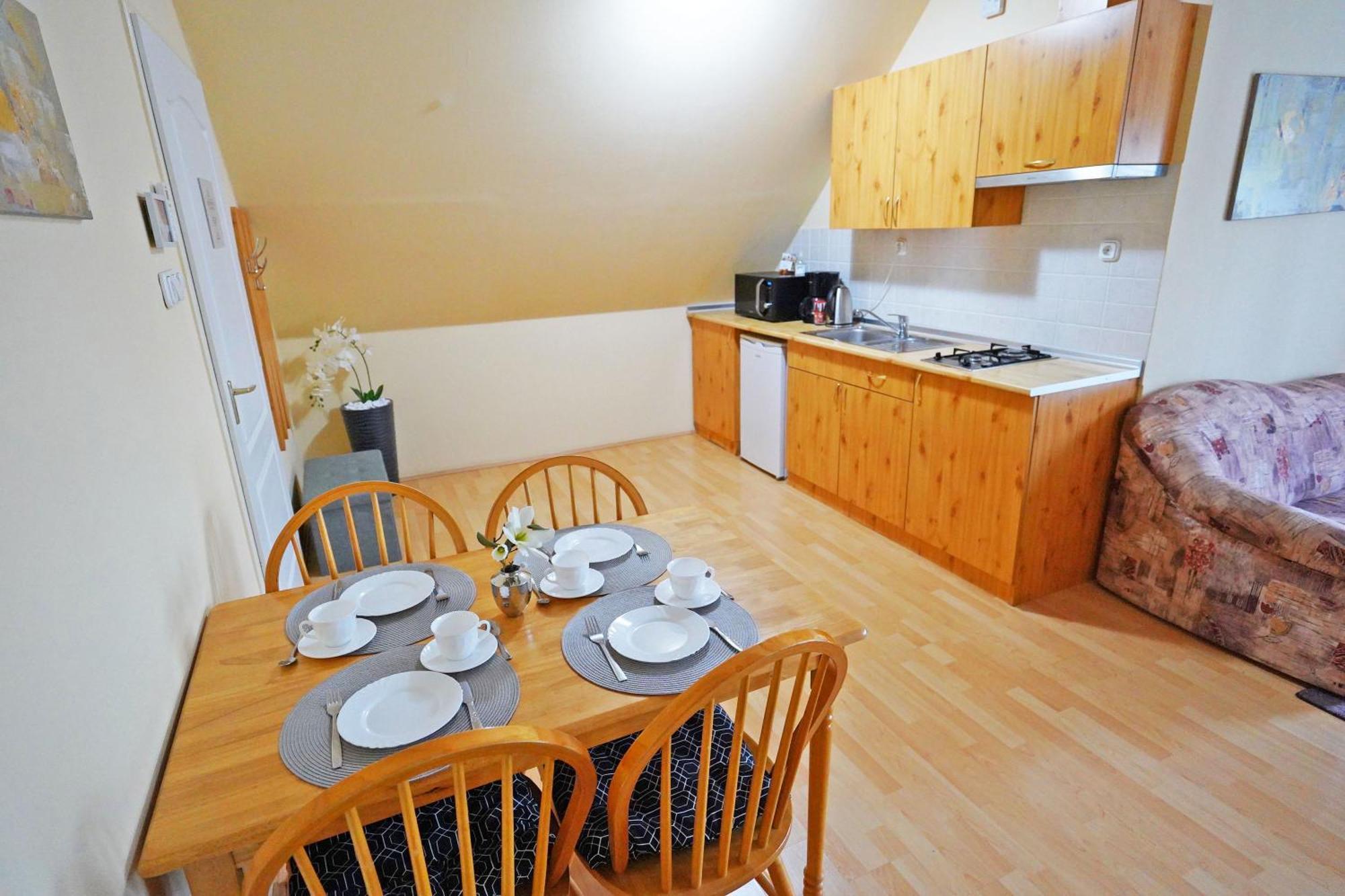 Apartman Brigitte Buekfuerdo Buk Exterior foto