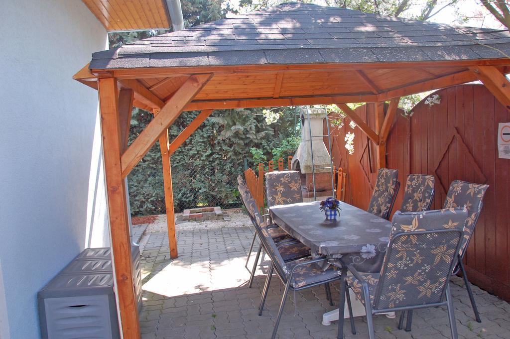 Apartman Brigitte Buekfuerdo Buk Exterior foto